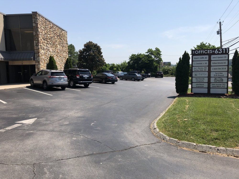 Kingston Pike Professional Building: 6311 Kingston Pike, Knoxville, TN 37919